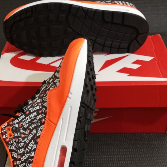 NIKE Air Max 1 Premium 'Just Do It' Orange - Picture 12 of 13